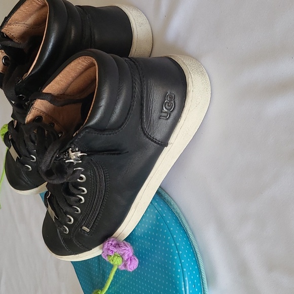 UGG sneakers - Picture 11 of 13